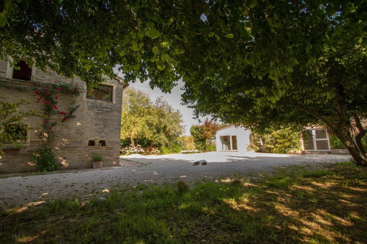 La Casa Di Tara B&B Armonia E Natura เรกานาติ ภายนอก รูปภาพ