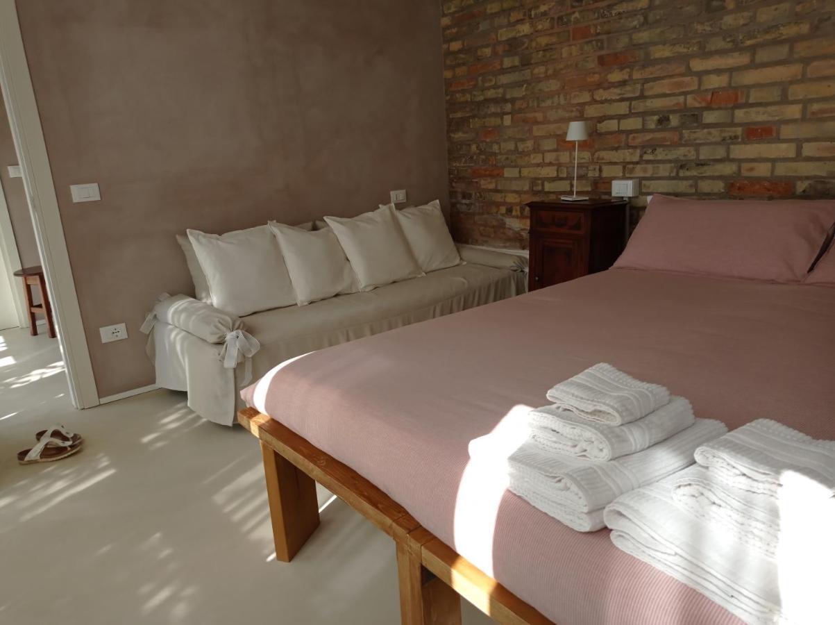 La Casa Di Tara B&B Armonia E Natura เรกานาติ ภายนอก รูปภาพ
