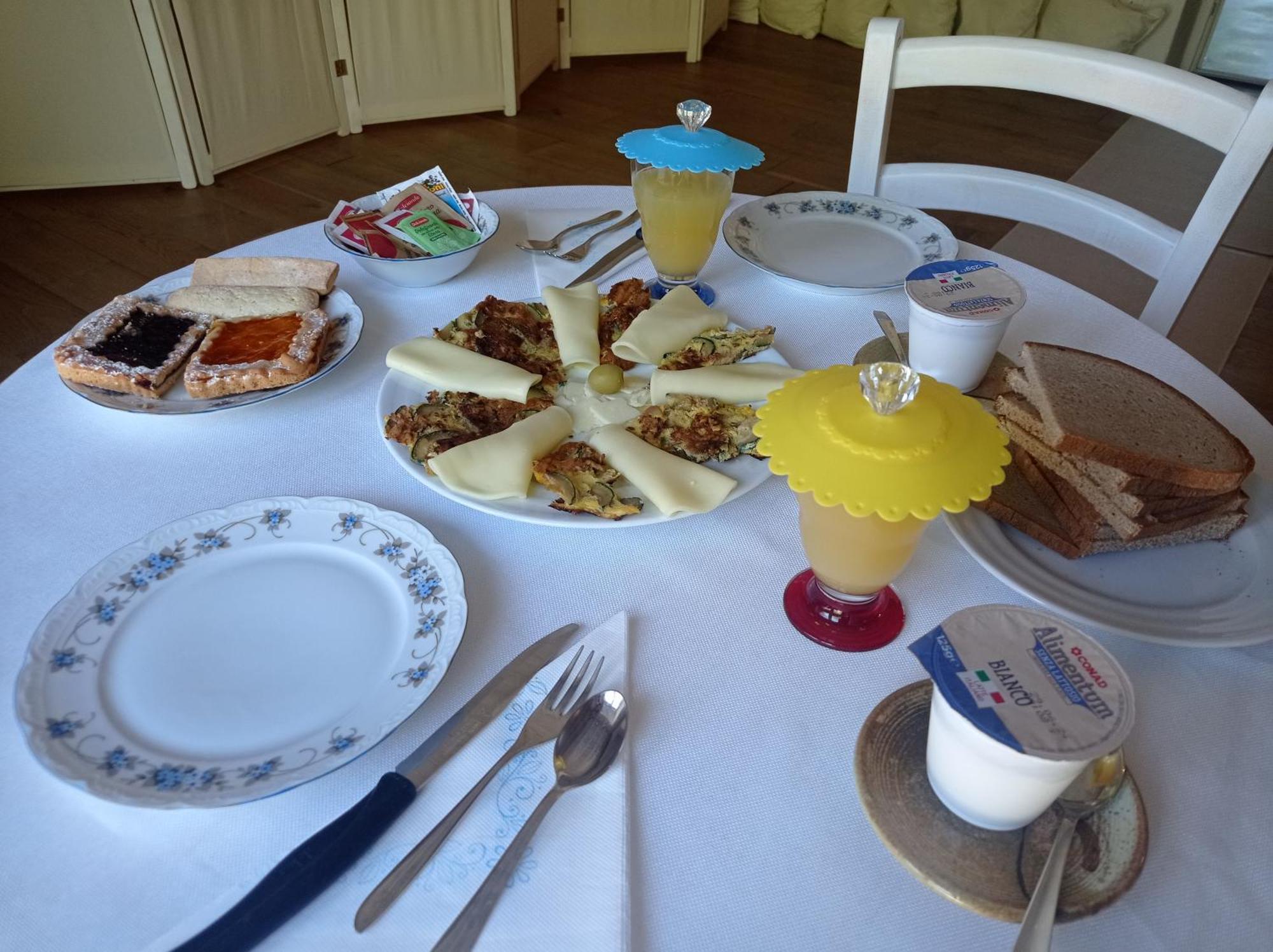 La Casa Di Tara B&B Armonia E Natura เรกานาติ ภายนอก รูปภาพ