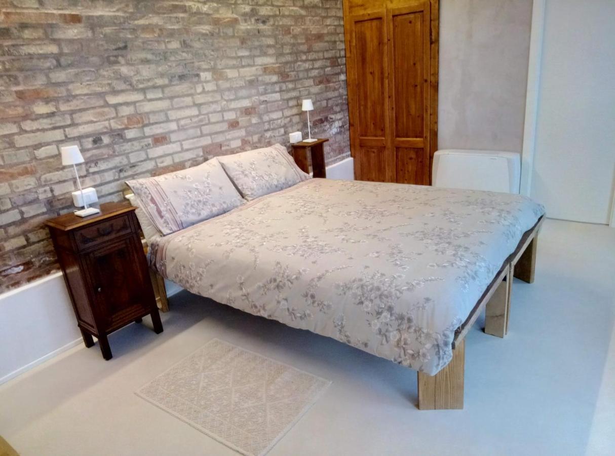 La Casa Di Tara B&B Armonia E Natura เรกานาติ ภายนอก รูปภาพ